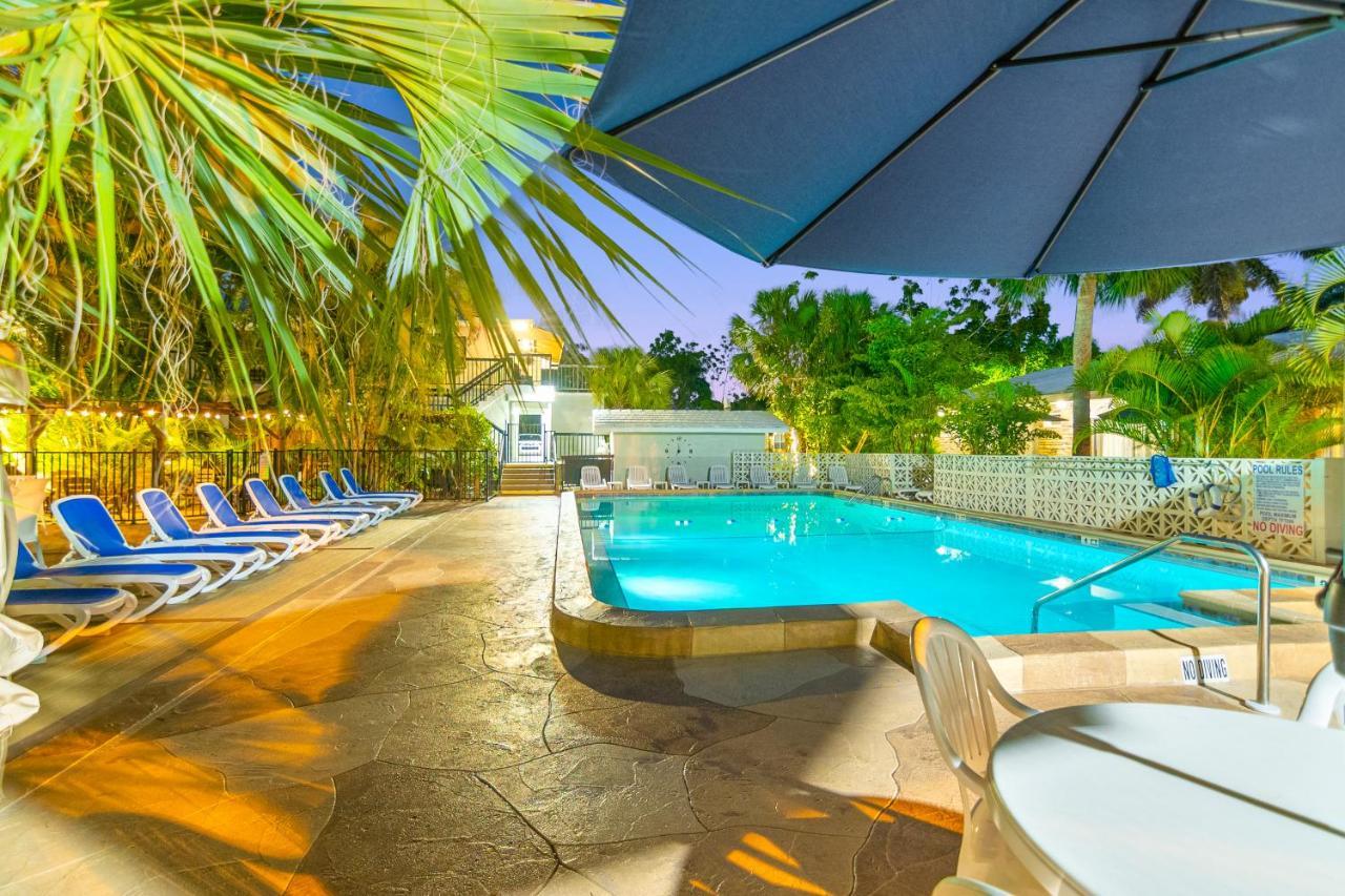 The Fairways Inn Of North Naples Exterior foto