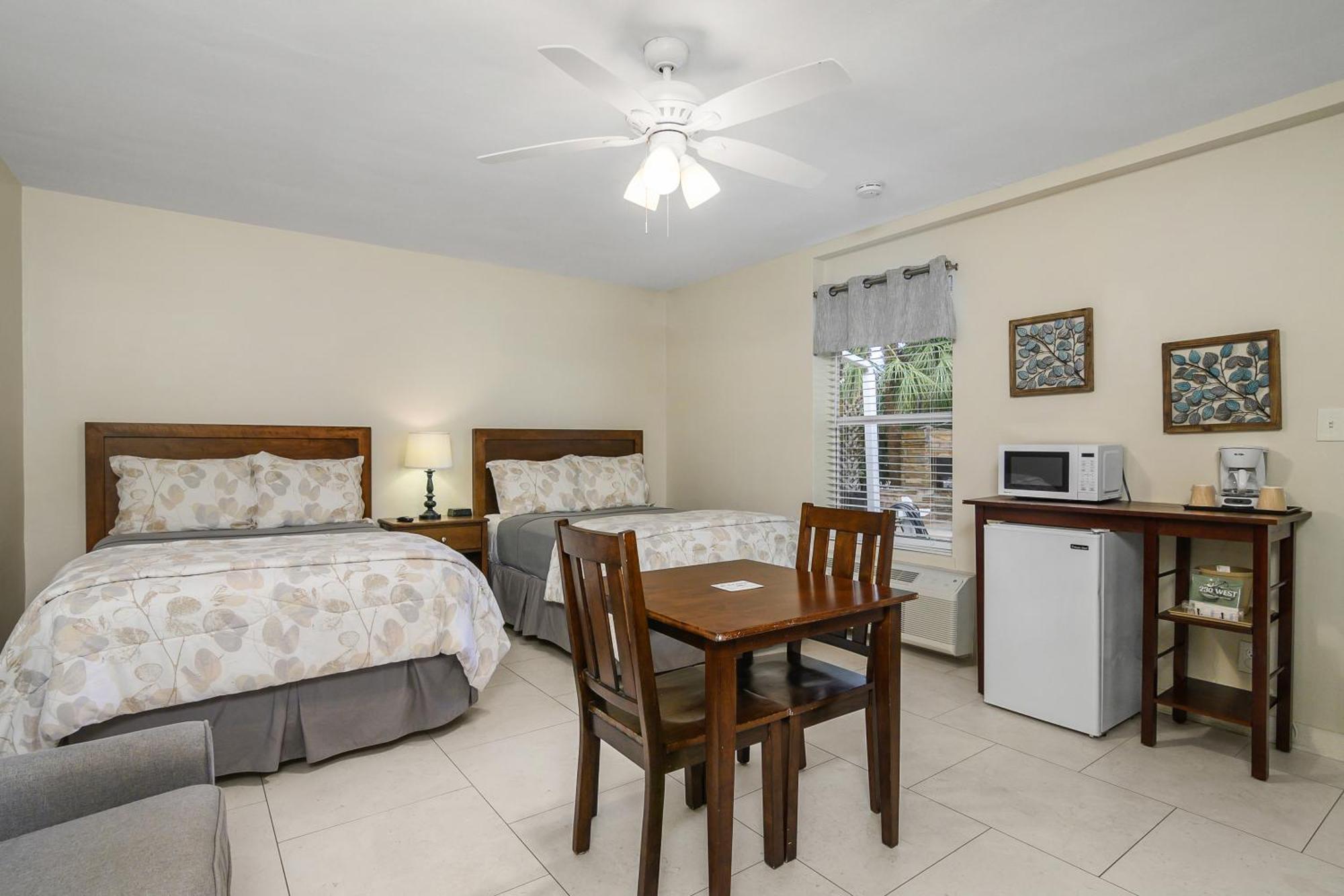The Fairways Inn Of North Naples Exterior foto