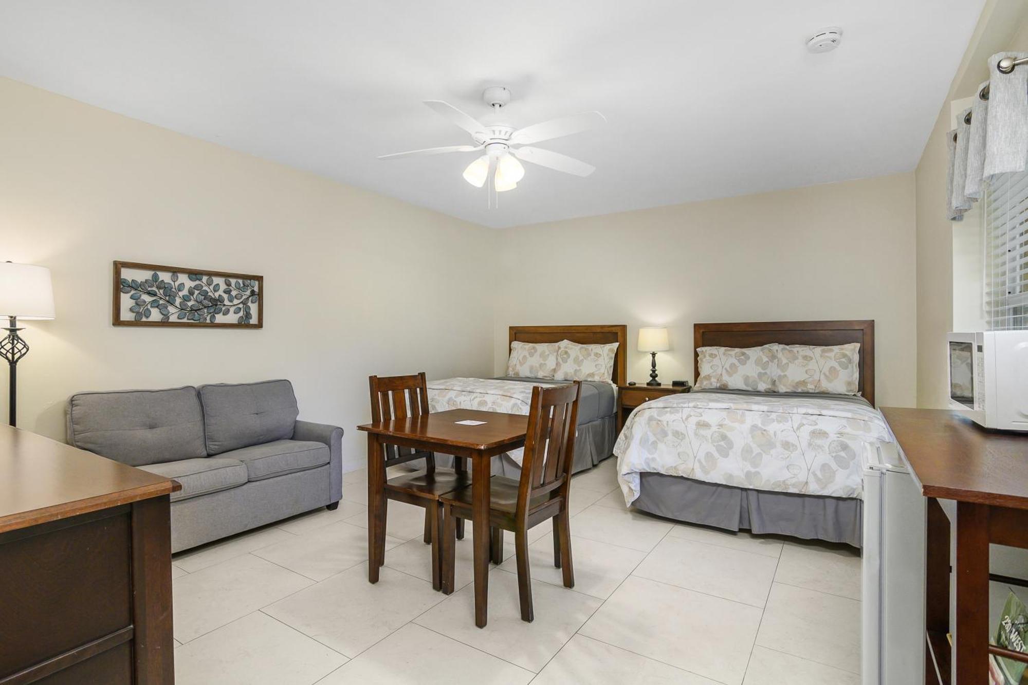 The Fairways Inn Of North Naples Exterior foto